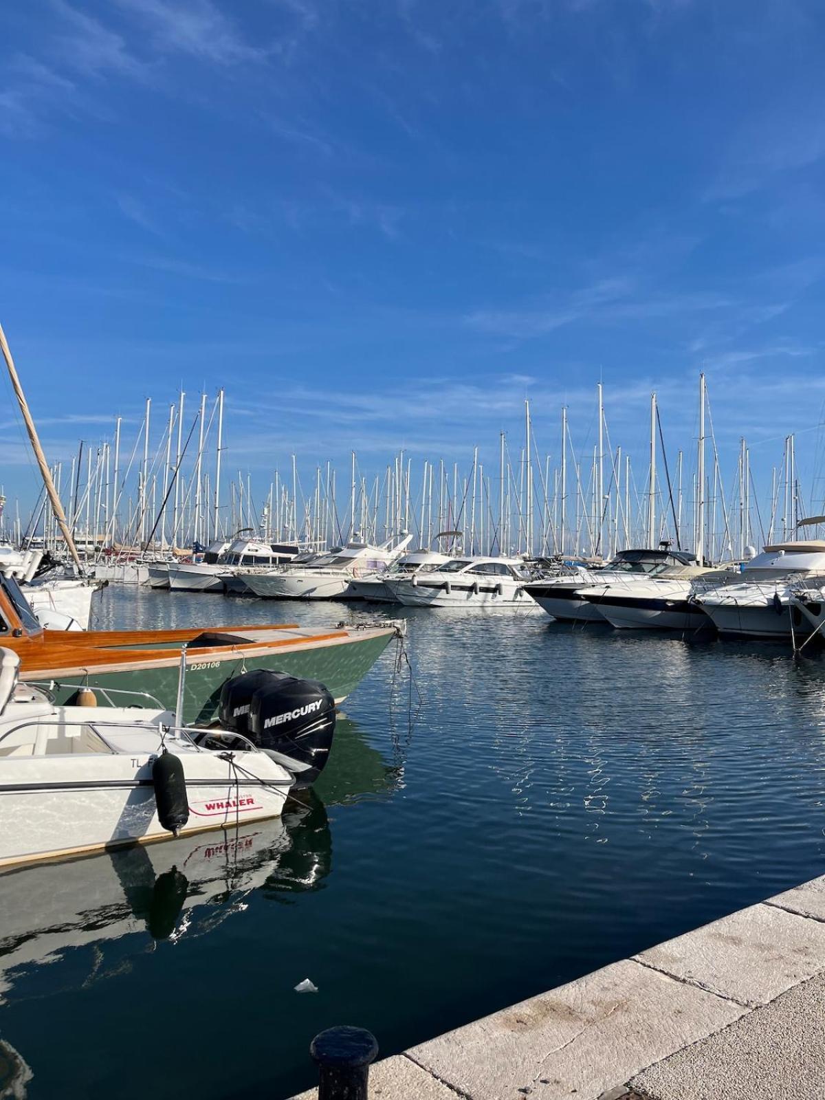 Appartement Port De - 40m2 - 4 Personnes - Place De Parking *